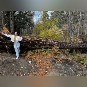 Meet your Posher, Thania